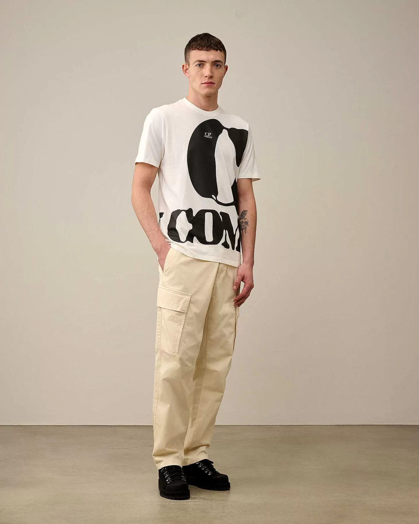 301_jersey_relaxed_logo_tshirt_5-1.webp Homme C.P. Company T-Shirts Et Polos^30/1 Jersey Relaxed Logo T-Shirt