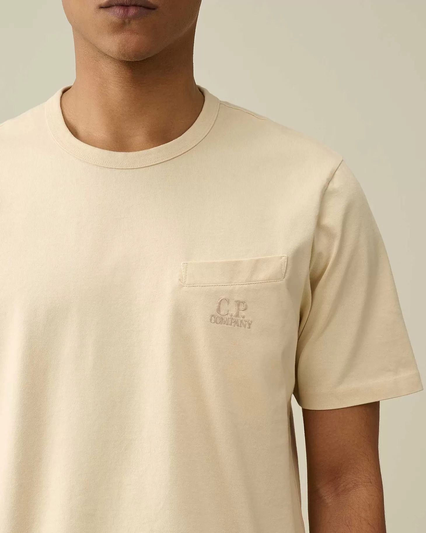 302_mercerized_jersey_twisted_pocket_tshirt_4-1.webp Homme C.P. Company T-Shirts Et Polos^30/2 Mercerized Jersey Twisted Pocket T-Shirt