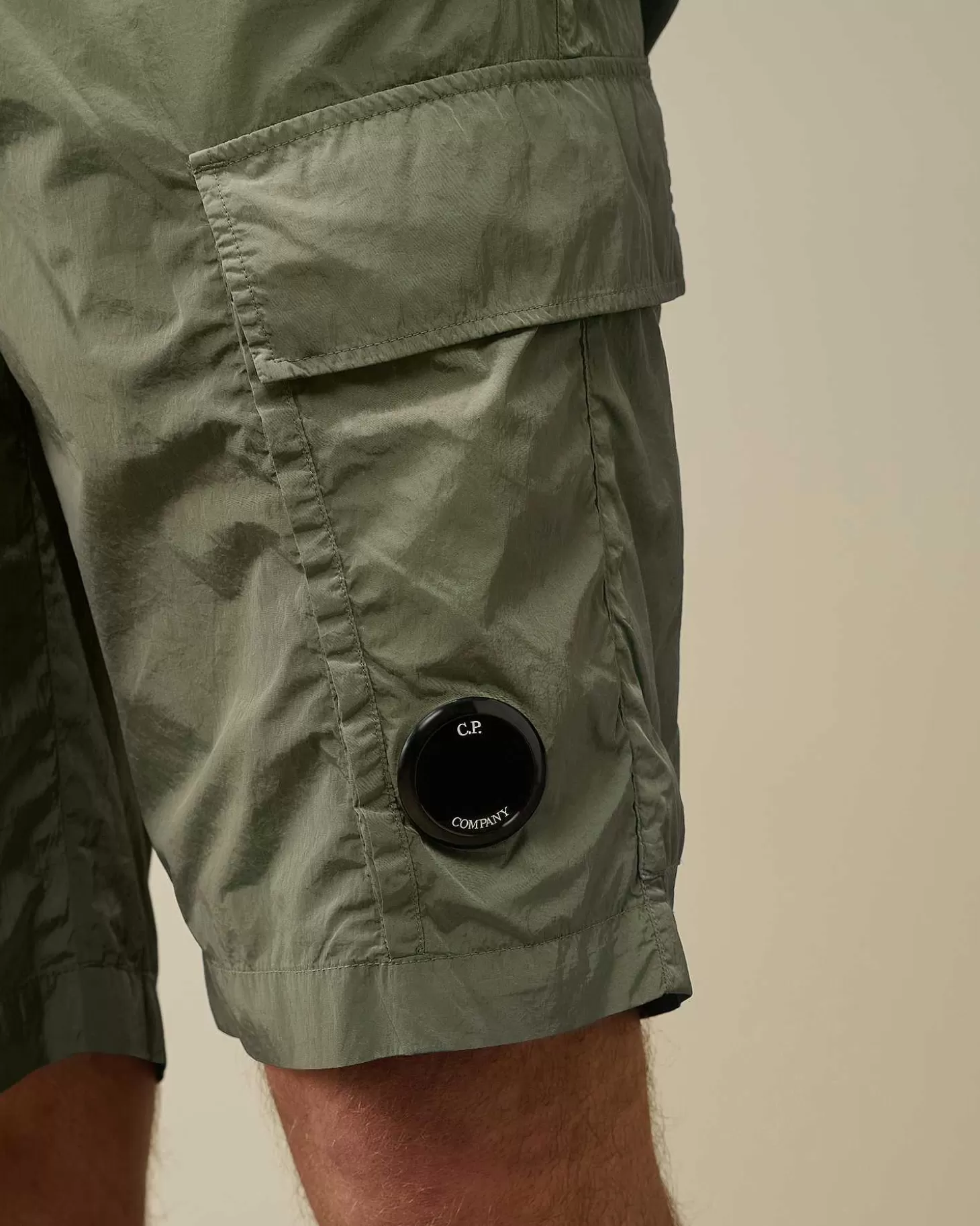 chromer_cargo_shorts_5-1.webp Homme C.P. Company Survêtements Et Shorts^Chrome-R Cargo Shorts
