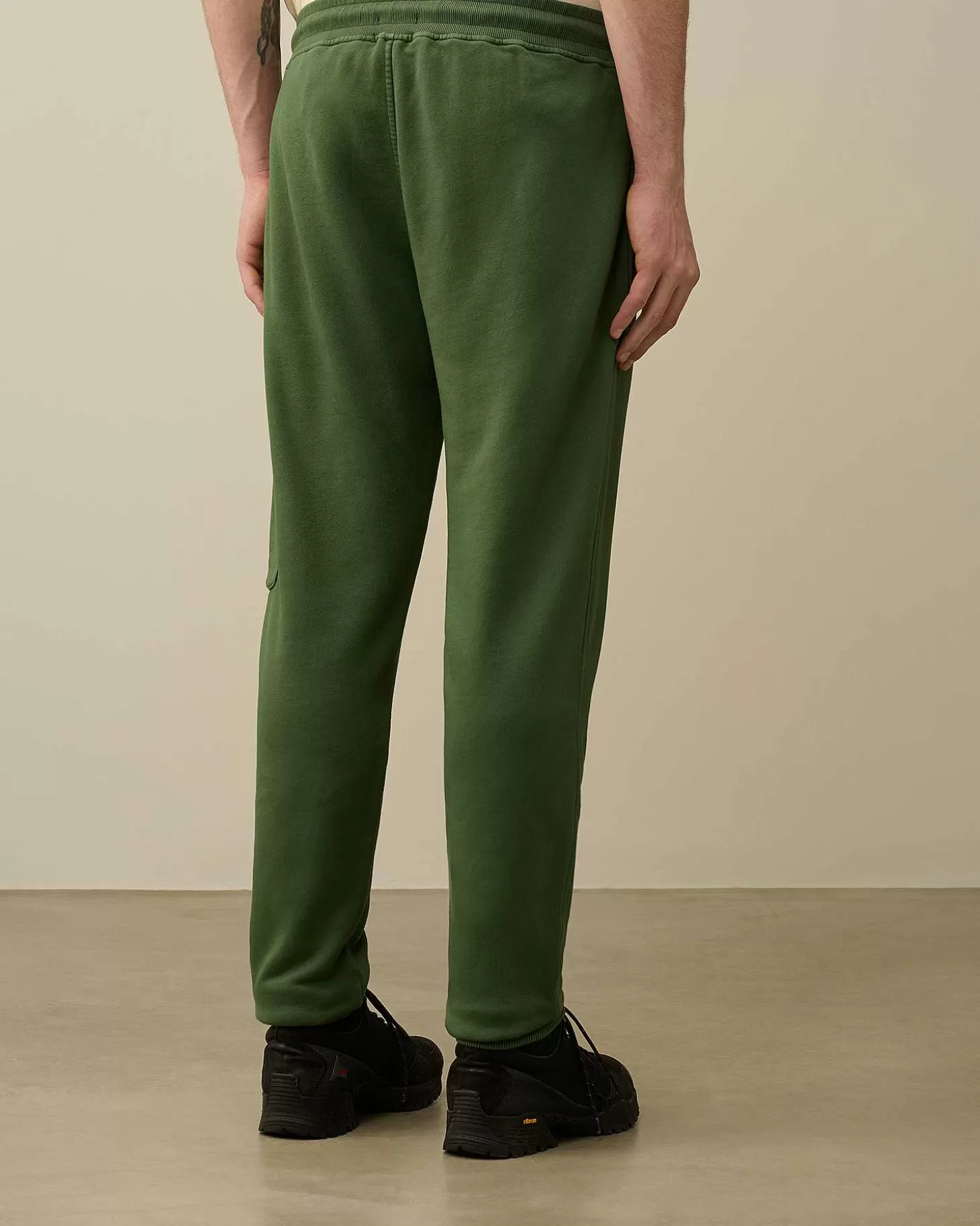 cotton_diagonal_fleece_cargo_sweatpants_3.webp Homme C.P. Company Survêtements Et Shorts^Cotton Diagonal Fleece Cargo Sweatpants