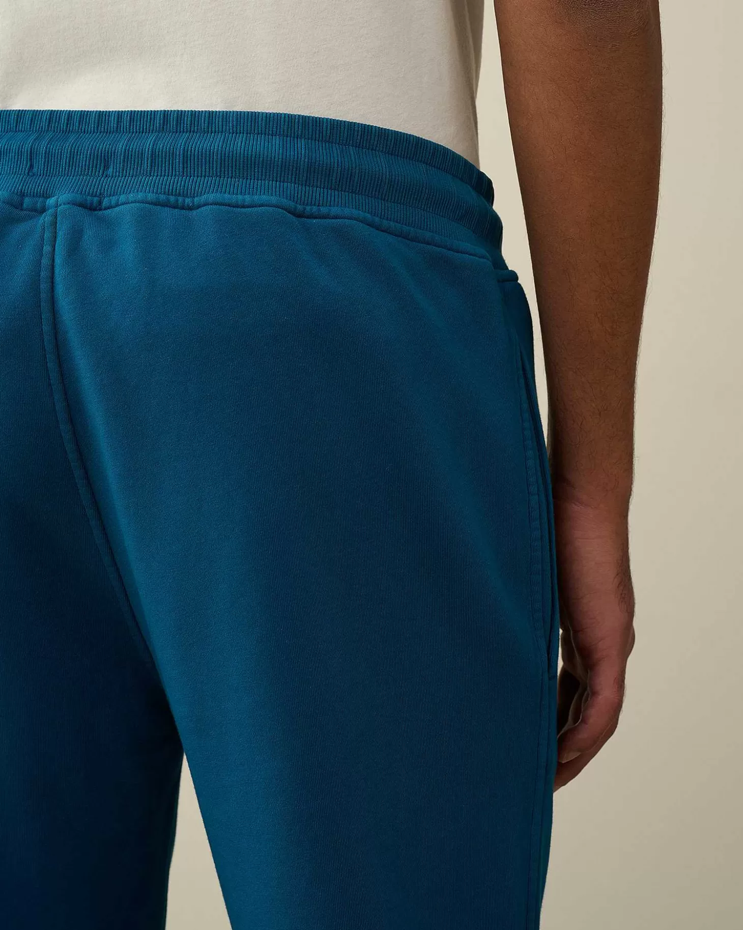 cotton_diagonal_fleece_cargo_sweatpants_5-1.webp Homme C.P. Company Survêtements Et Shorts^Cotton Diagonal Fleece Cargo Sweatpants