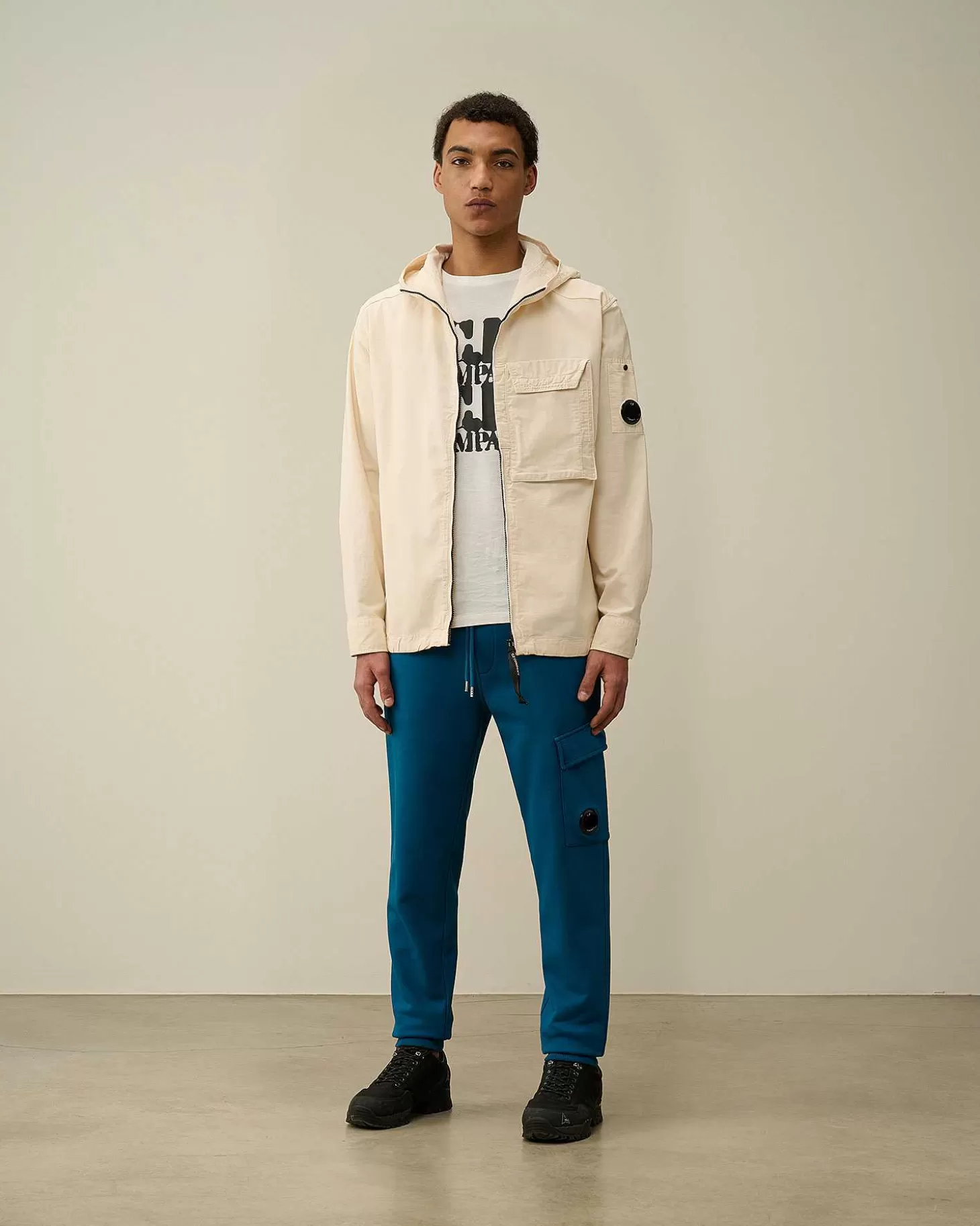 cotton_diagonal_fleece_cargo_sweatpants_6-1.webp Homme C.P. Company Survêtements Et Shorts^Cotton Diagonal Fleece Cargo Sweatpants