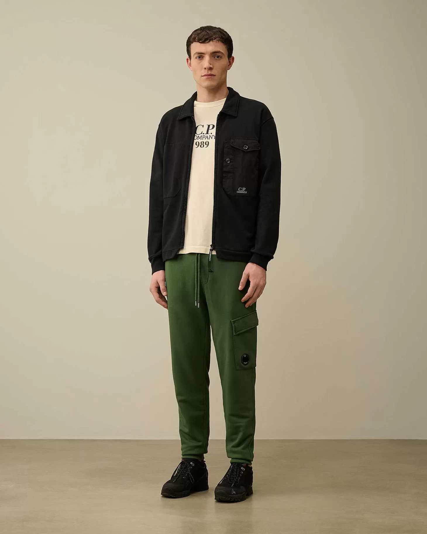 cotton_diagonal_fleece_cargo_sweatpants_6.webp Homme C.P. Company Survêtements Et Shorts^Cotton Diagonal Fleece Cargo Sweatpants