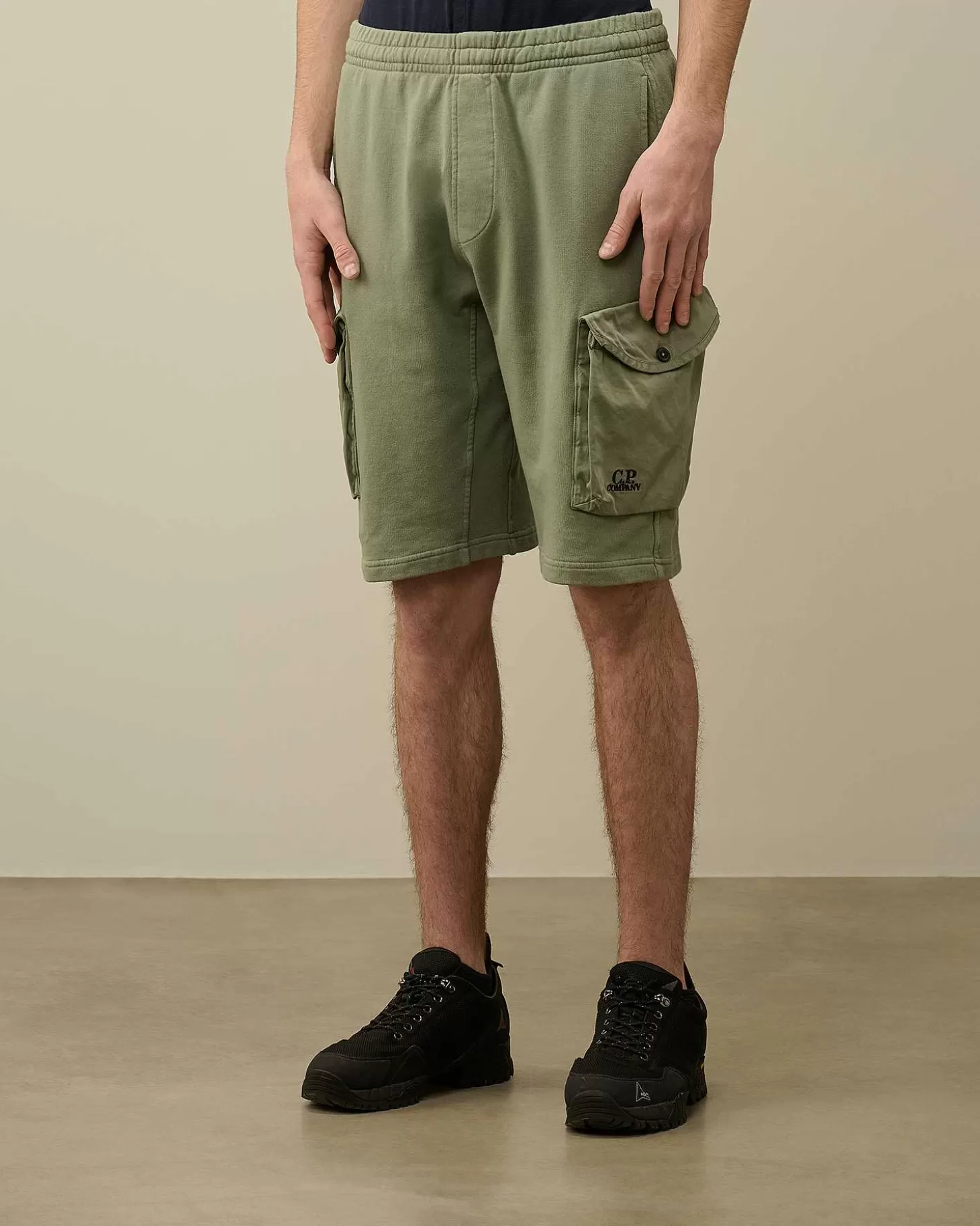cotton_fleece_mixed_cargo_shorts_2-5.webp Homme C.P. Company Survêtements Et Shorts^Cotton Fleece Mixed Cargo Shorts