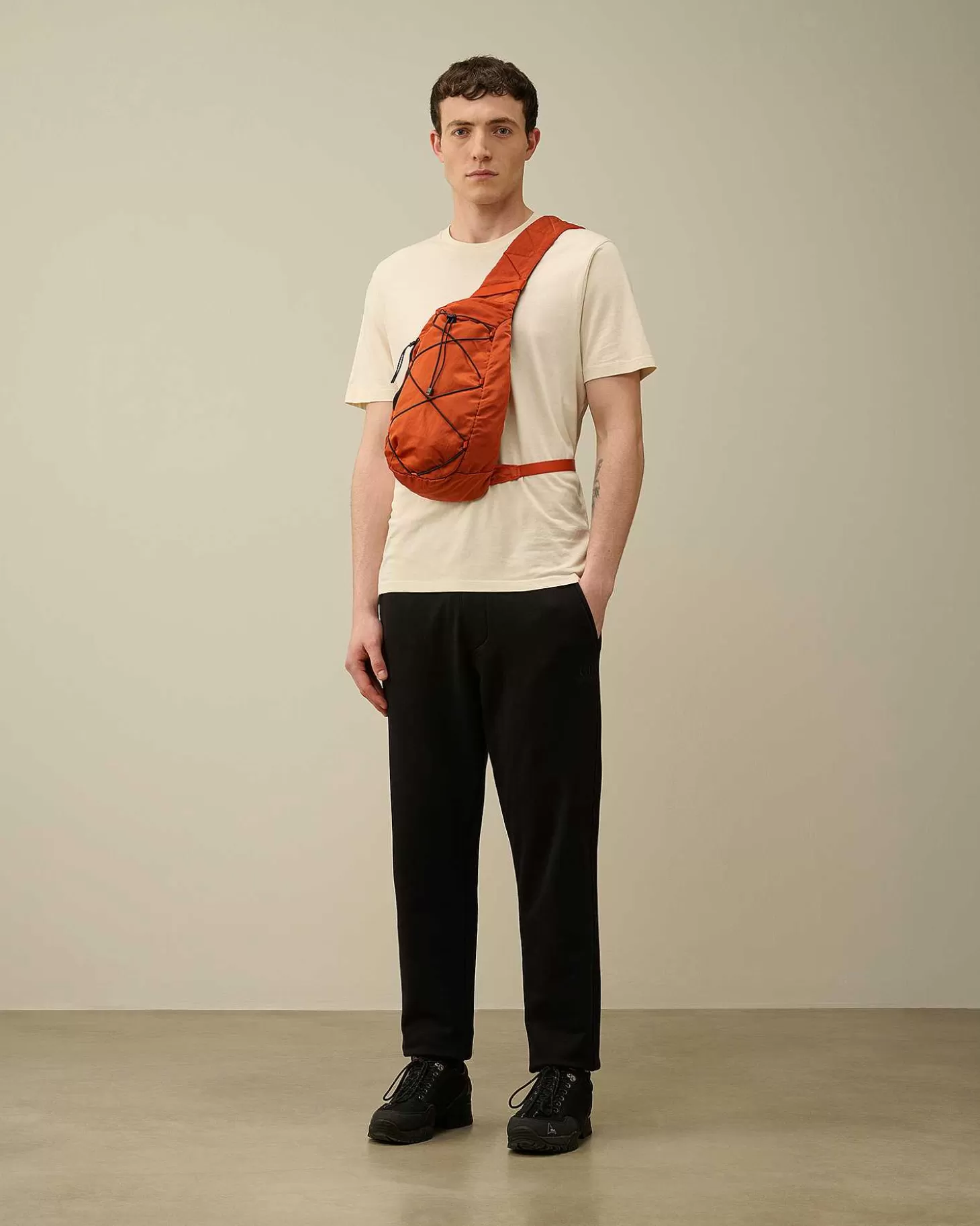 diagonal_raised_fleece_logo_sweatpants_6.webp Homme C.P. Company Survêtements Et Shorts^Diagonal Raised Fleece Logo Sweatpants