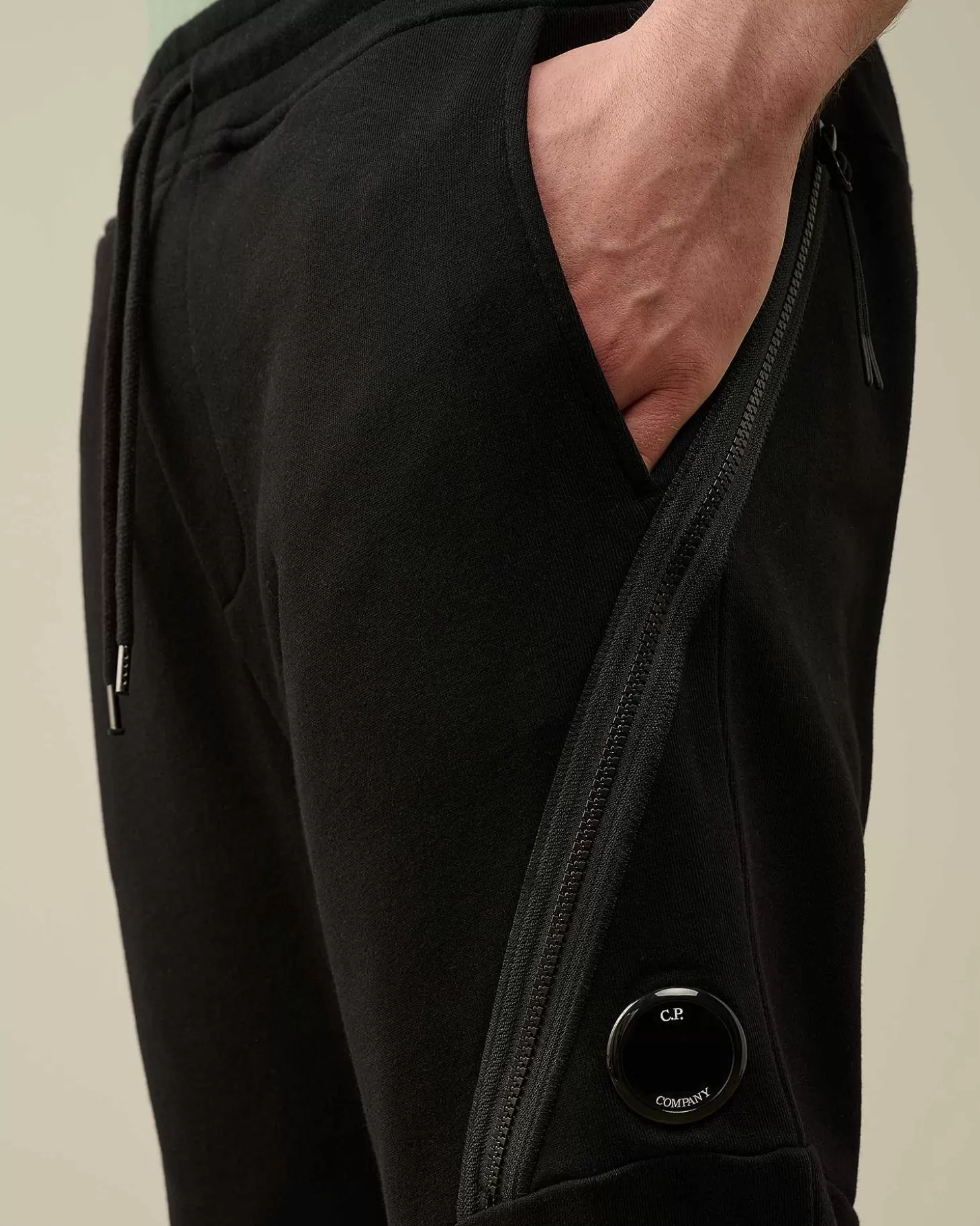 diagonal_raised_fleece_sweatpants_4-5.webp Homme C.P. Company Survêtements Et Shorts^Diagonal Raised Fleece Sweatpants