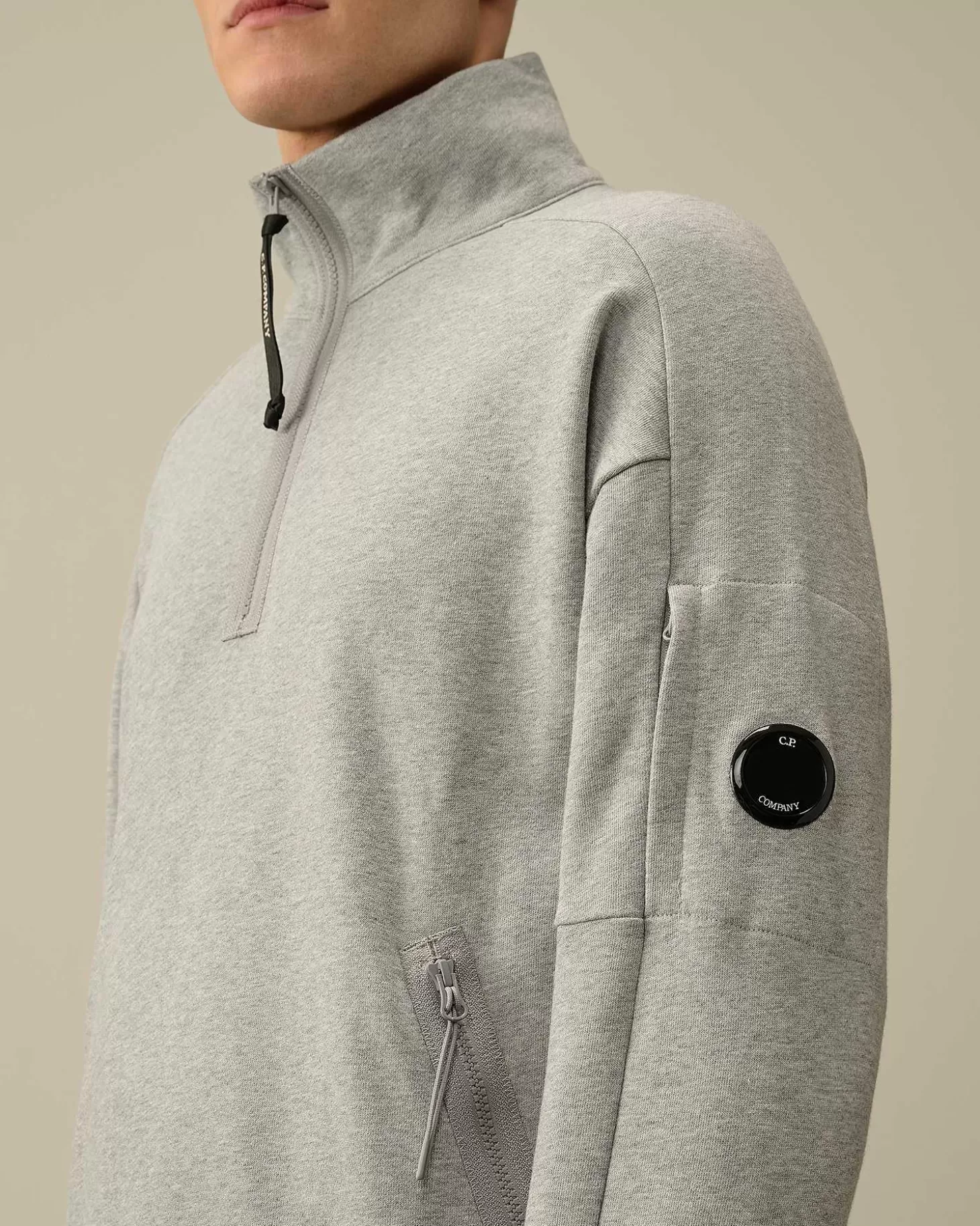 diagonal_raised_fleece_zipped_sweatshirt_3-3.webp Homme C.P. Company Sweat-Shirts^Diagonal Raised Fleece Zipped Sweatshirt