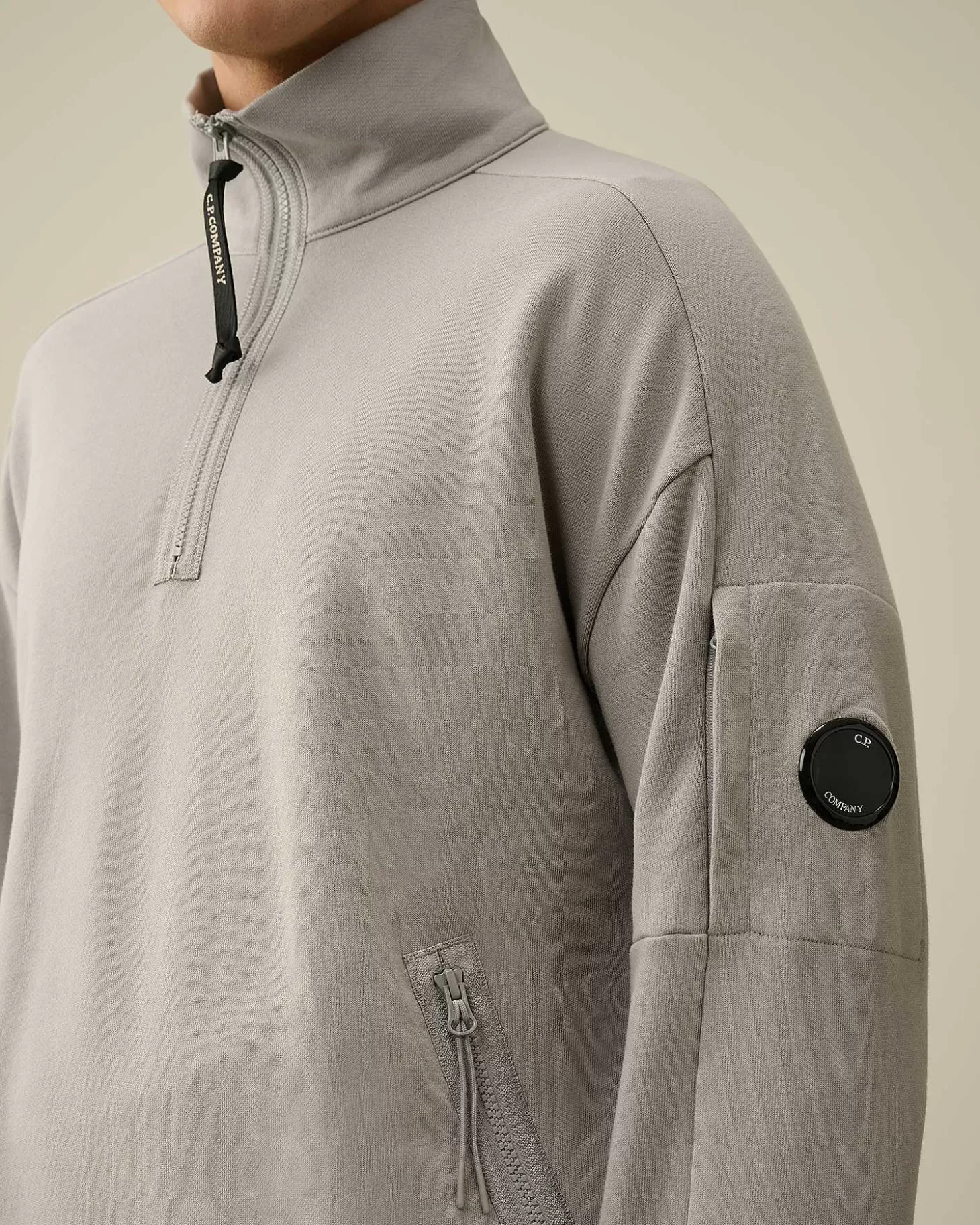 diagonal_raised_fleece_zipped_sweatshirt_3-6.webp Homme C.P. Company Sweat-Shirts^Diagonal Raised Fleece Zipped Sweatshirt