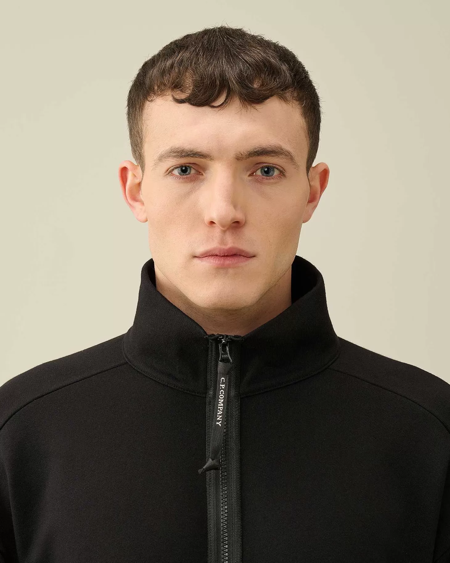 diagonal_raised_fleece_zipped_sweatshirt_4-5.webp Homme C.P. Company Sweat-Shirts^Diagonal Raised Fleece Zipped Sweatshirt