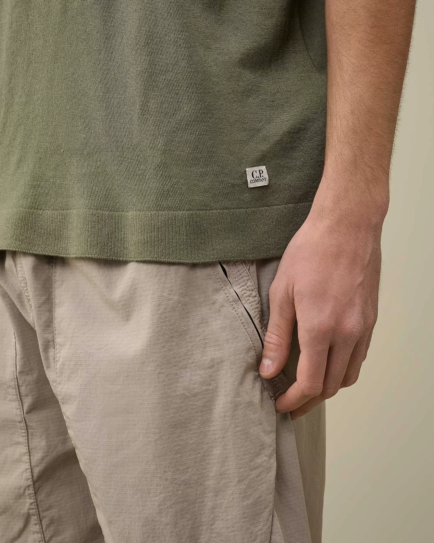 filo_di_scozia_knitted_polo_shirt_4.webp Homme C.P. Company Pulls^Filo Di Scozia Knitted Polo Shirt