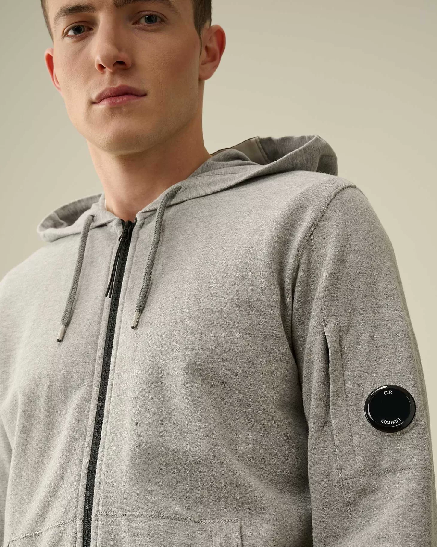 light_fleece_zipped_hoodie_3-4.webp Homme C.P. Company Sweat-Shirts^Light Fleece Zipped Hoodie
