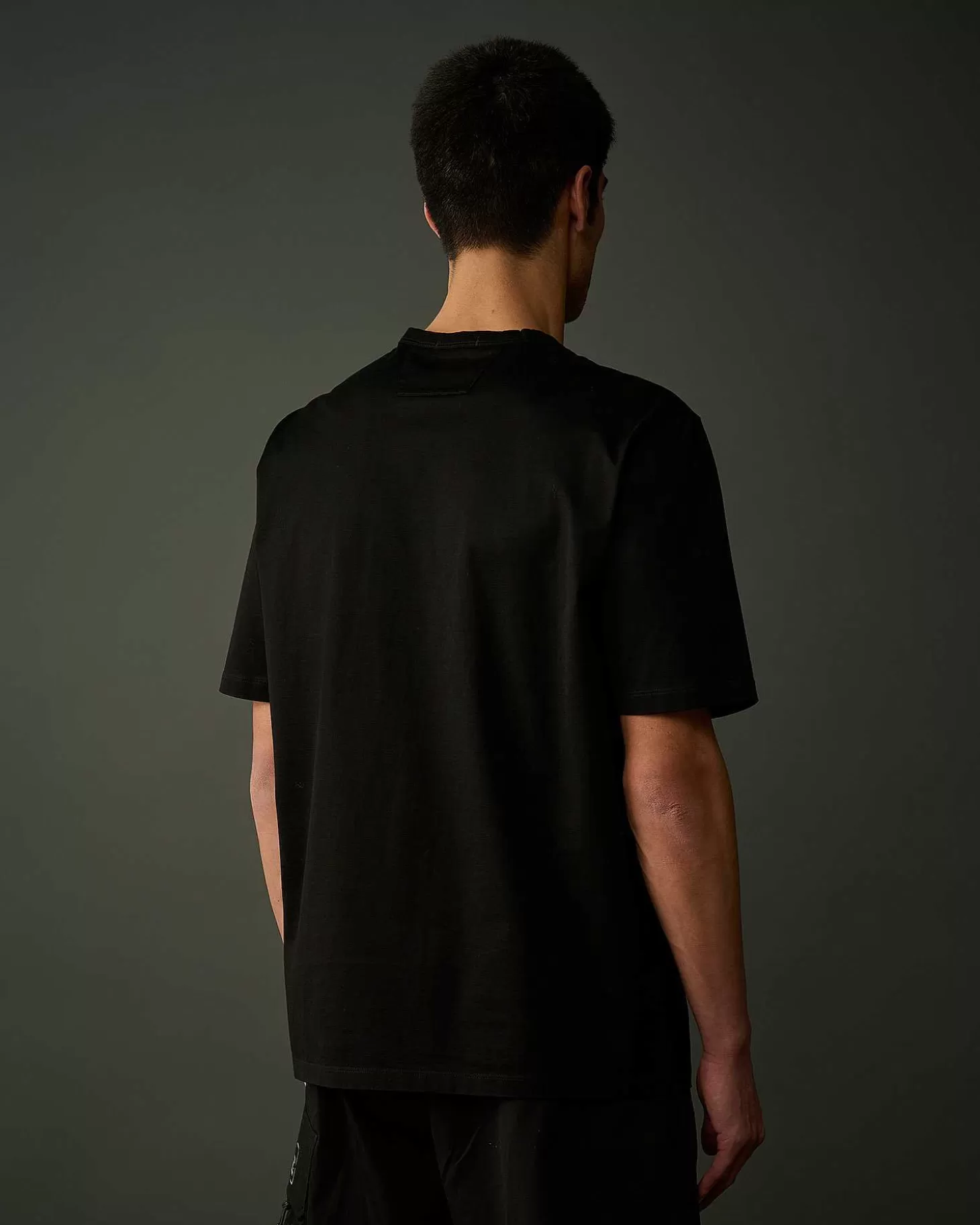 metropolis_series_mercerized_jersey_graphic_metro_tshirt_3.webp Homme C.P. Company Metropolis Series^Metropolis Series Mercerized Jersey Graphic Metro T-Shirt