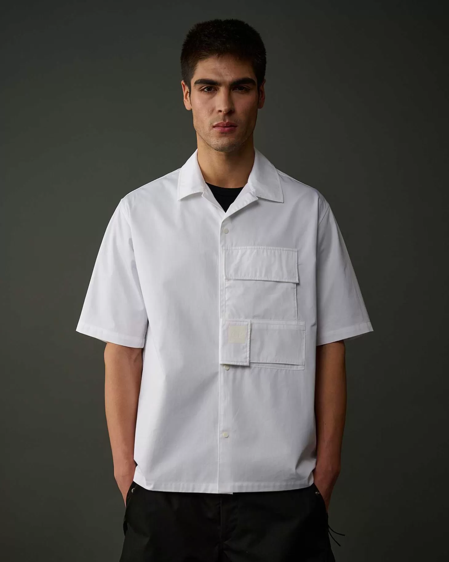 metropolis_series_short_sleeved_gabardine_shirt_2-1.webp Homme C.P. Company Metropolis Series^Metropolis Series Short Sleeved Gabardine Shirt