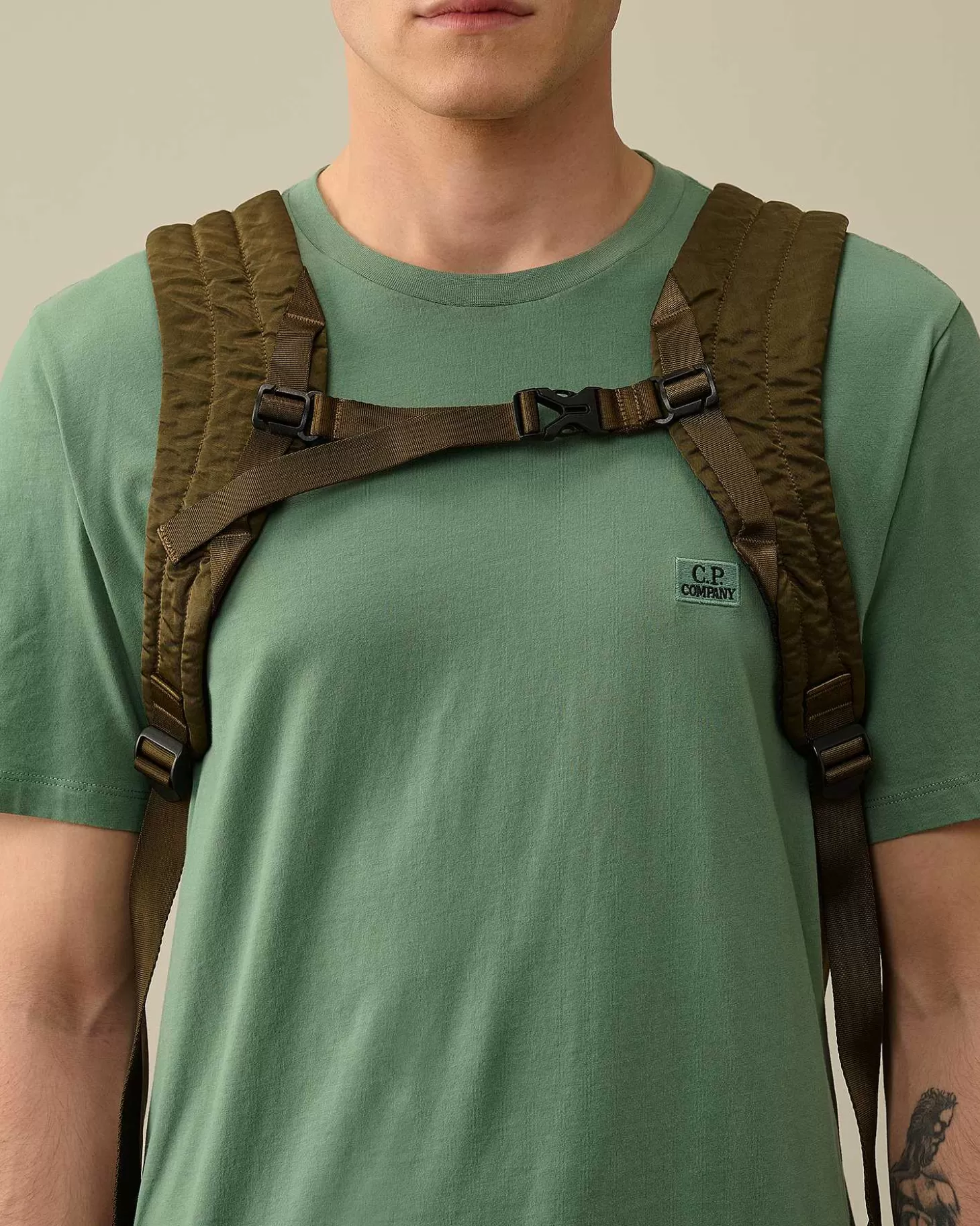 nylon_b_backpack_3.webp Homme C.P. Company Sacs À Dos Et Sacs Banane^Nylon B Backpack