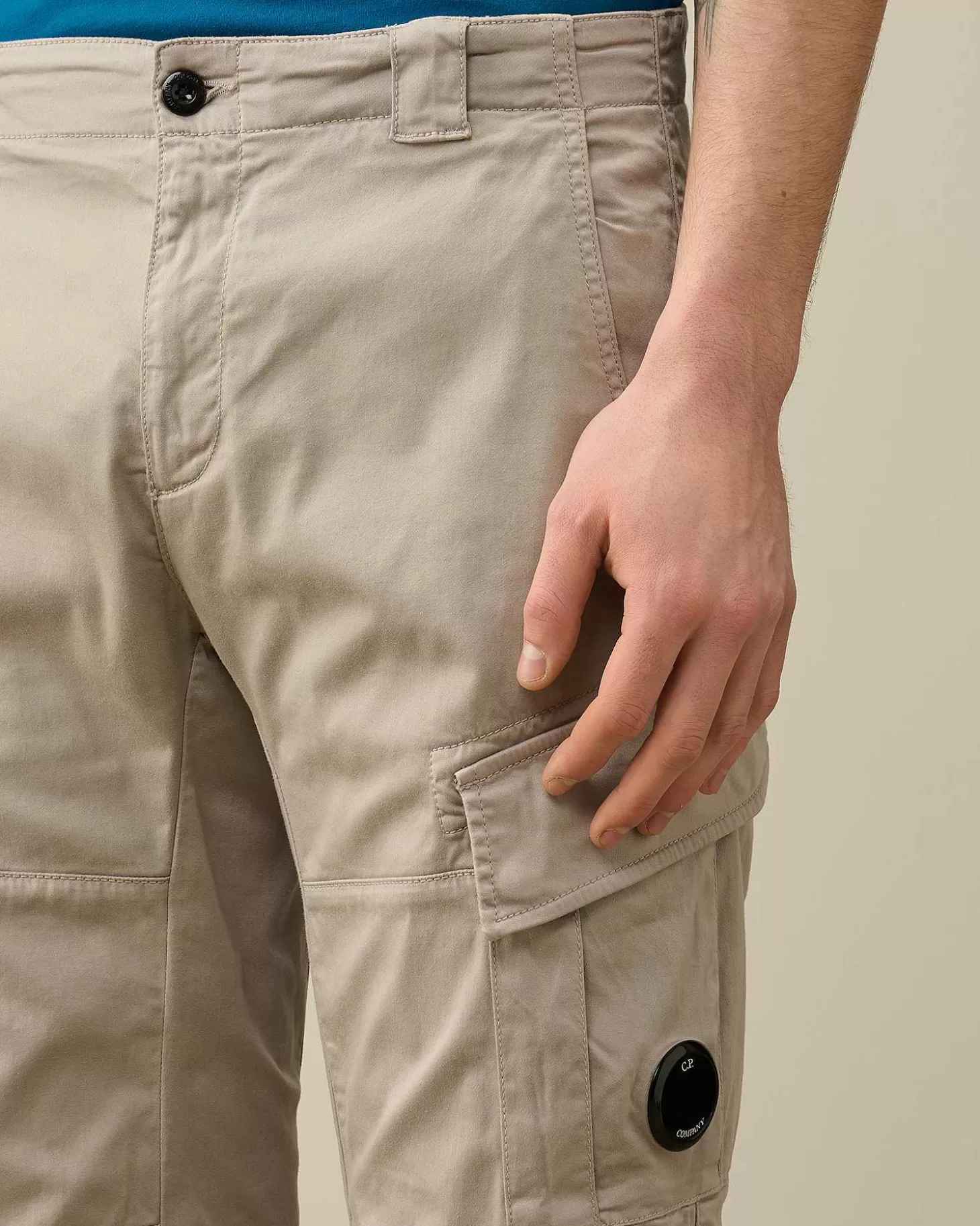 stretch_sateen_cargo_shorts_4-1.webp Homme C.P. Company Survêtements Et Shorts^Stretch Sateen Cargo Shorts