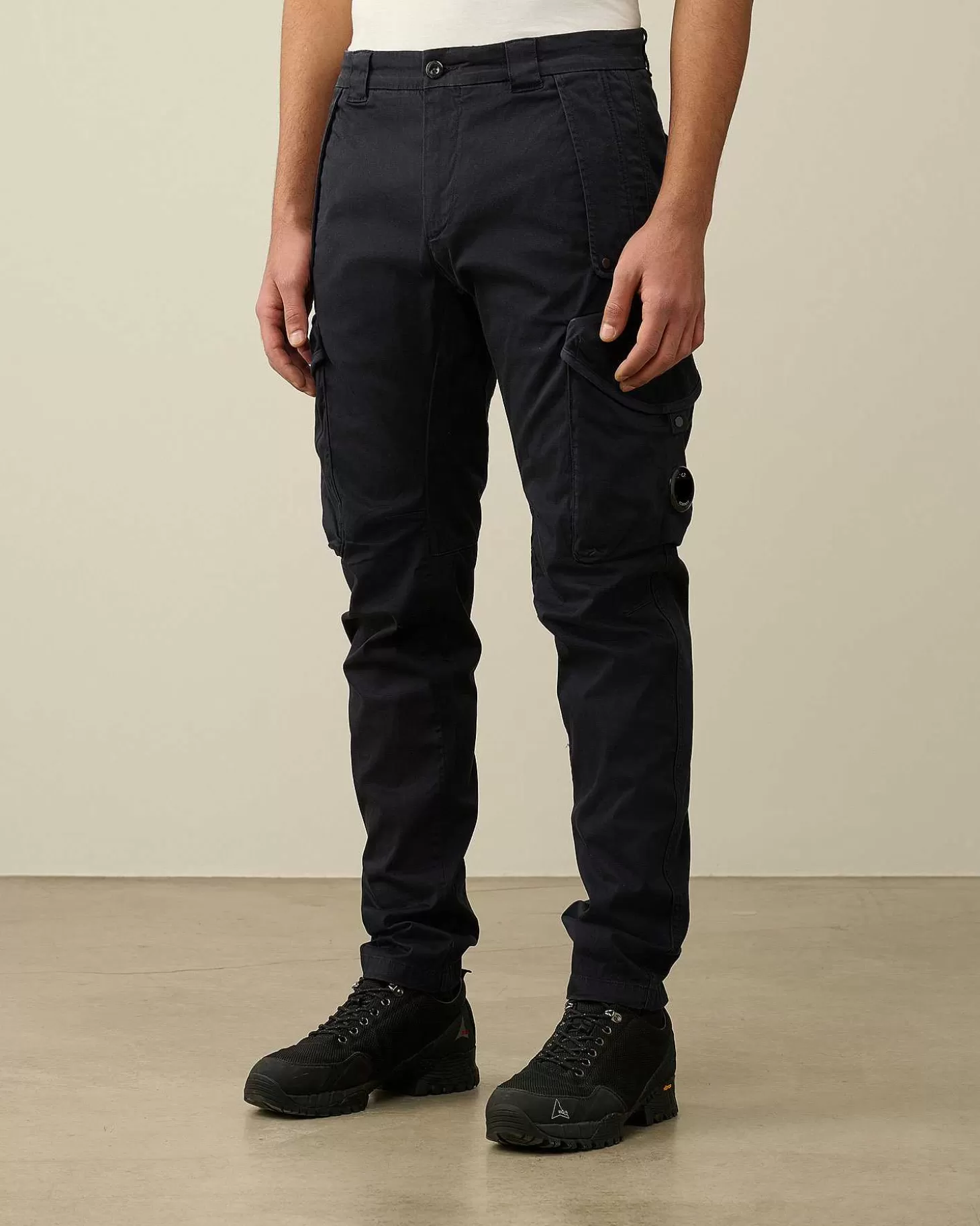 stretch_sateen_ergonomic_lens_utility_pants_2-1.webp Homme C.P. Company Pantalons^Stretch Sateen Ergonomic Lens Utility Pants